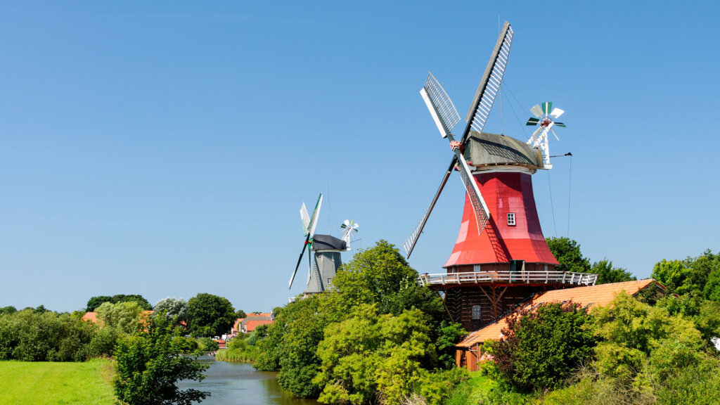 Zwillingsmühlen in Greetsiel