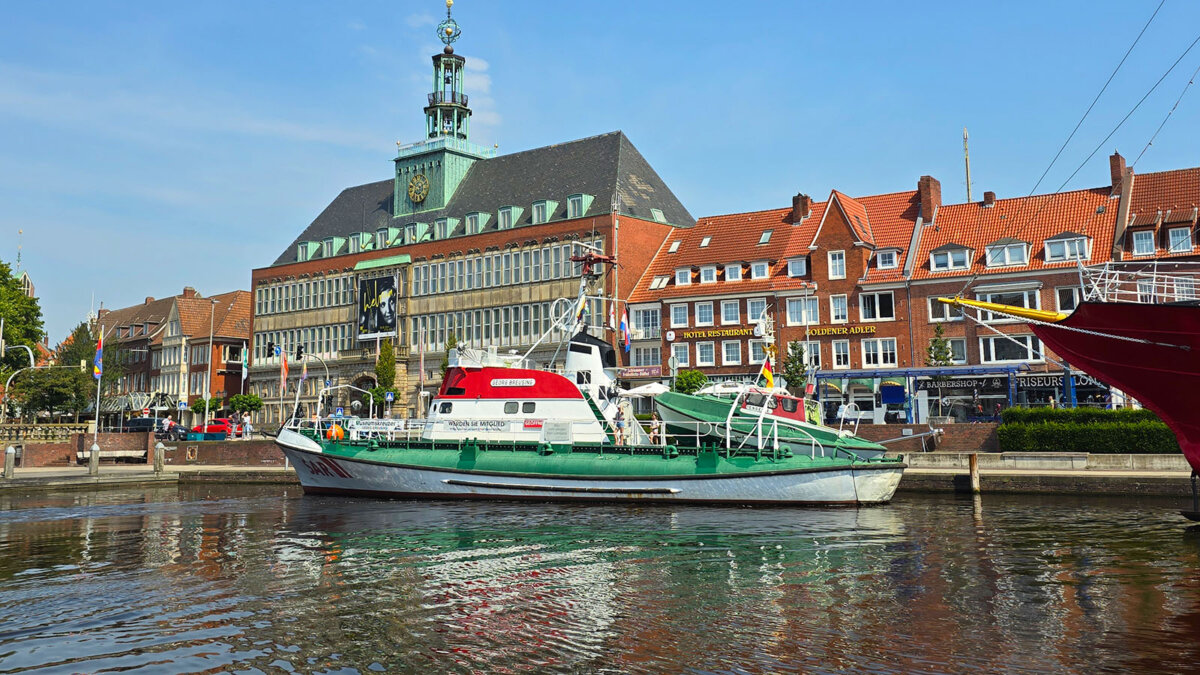 Ratsdelft Emden, Seenotrettungskreuzer Georg Breusing